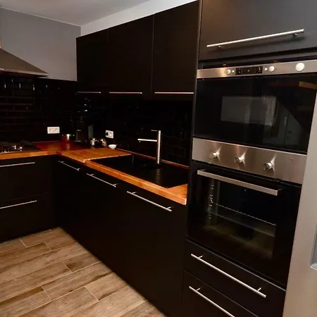 Le Duplex De La Raveline 48a 4* サルト・レ・スパ